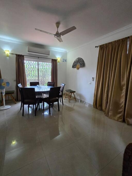 4Bhk Free Breakfast Pool Lawn Villa Calangute Exterior photo